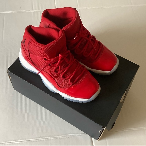 Air Jordan 11 Retro BG ‘win like ‘96’ kids Sneaker - Picture 4 of 13